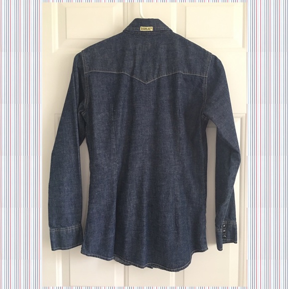 REPLAY denim button down 💙 - Picture 4 of 5